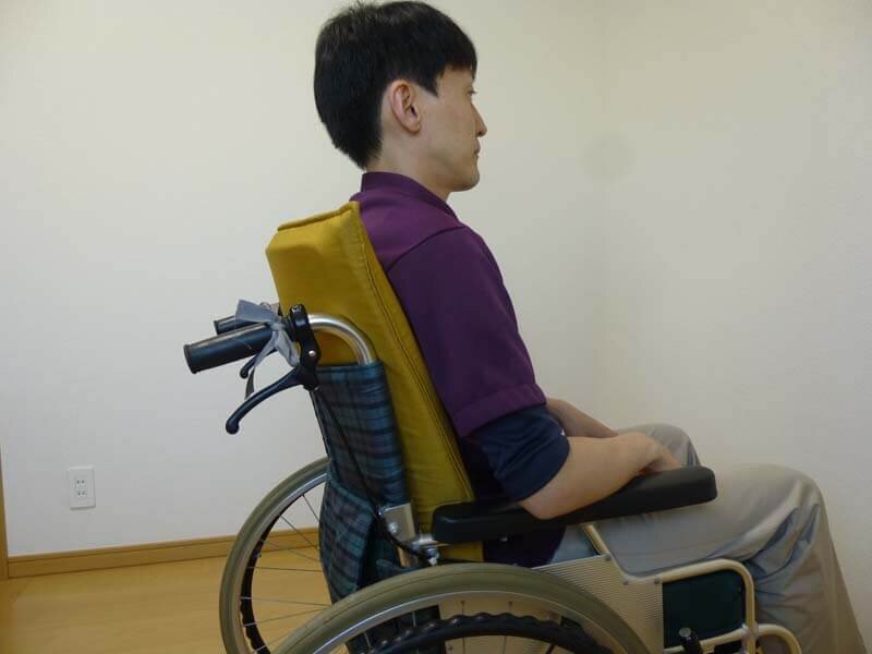 肩甲帯を手厚くサポートする