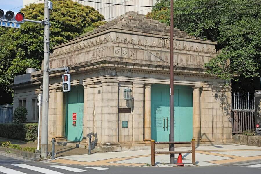 京成・博物館動物園駅.jpg