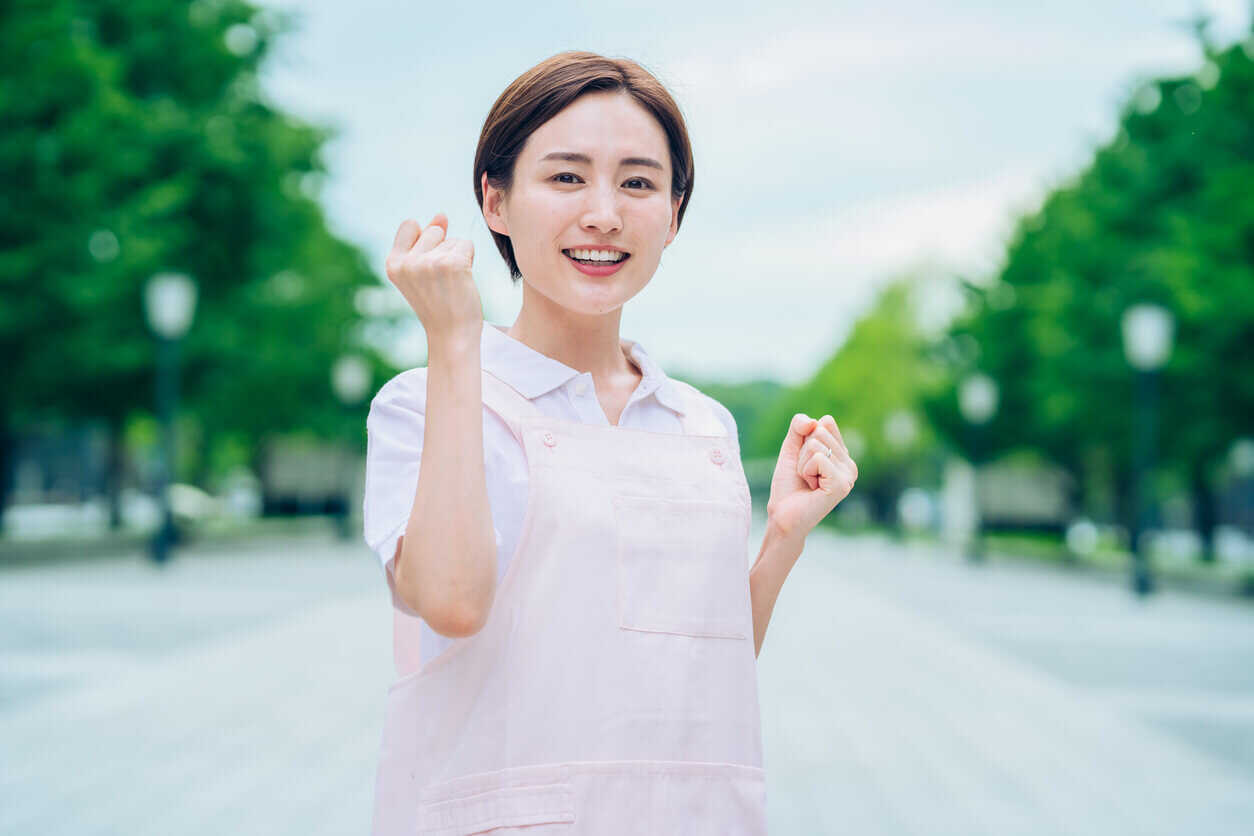 現場でよく使う介護用語や略語を覚えて仕事に役立てよう(イメージ図)